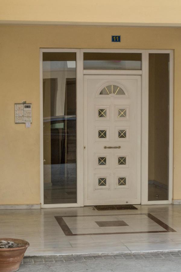 Nora'S Home كالاماتا المظهر الخارجي الصورة